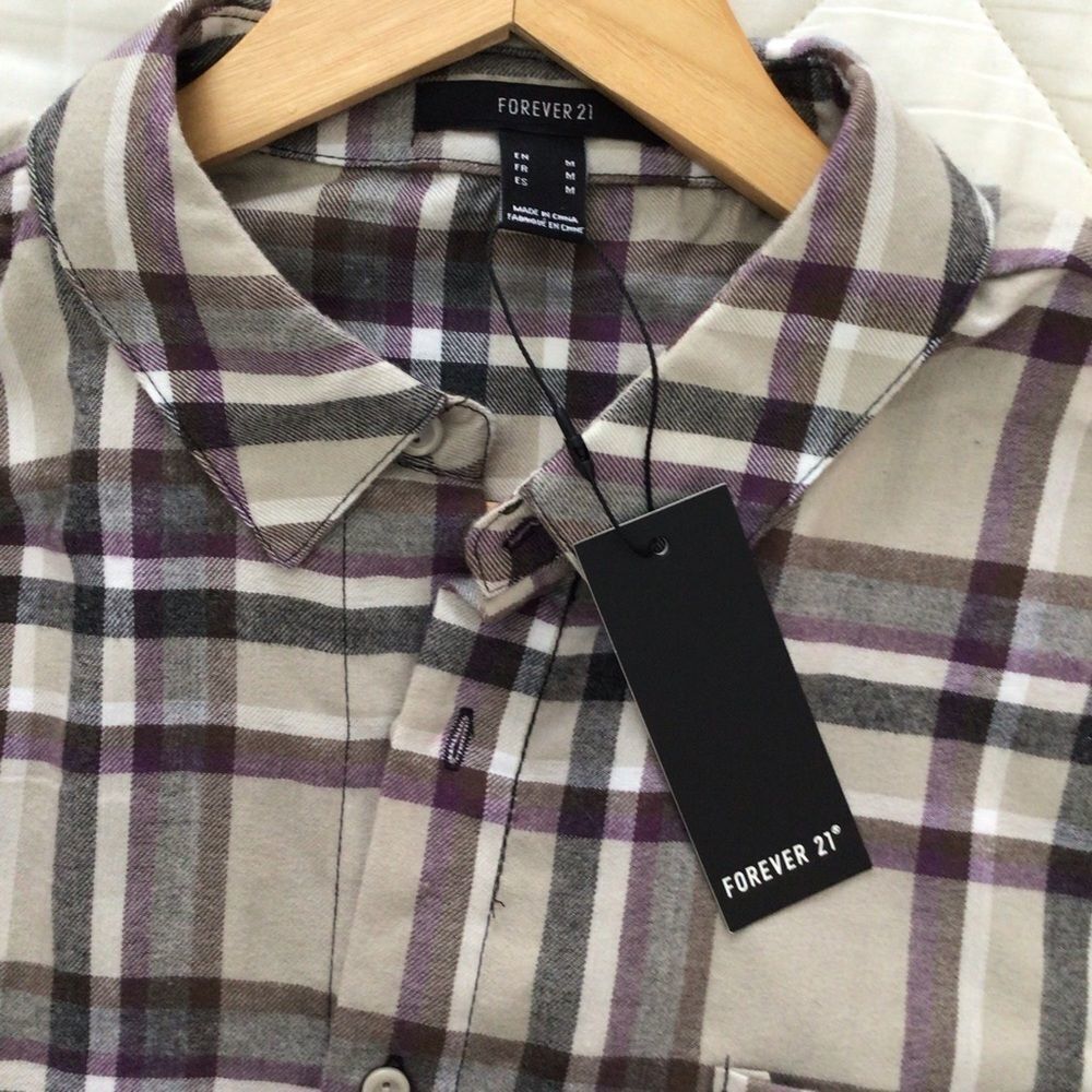 2/40$ FLANNEL plaid checkers Forever 21 oversize Crop blouse plaid beige neutral - Picture 4 of 10